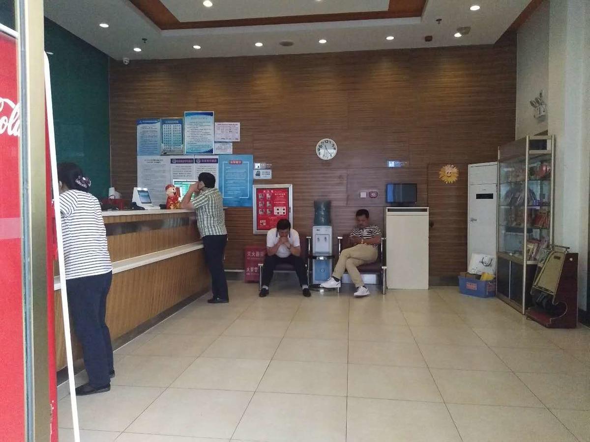 锦江之星风尚太原学府街长治路酒店 外观 照片